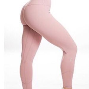 P’tula Allainah Alure Leggings.